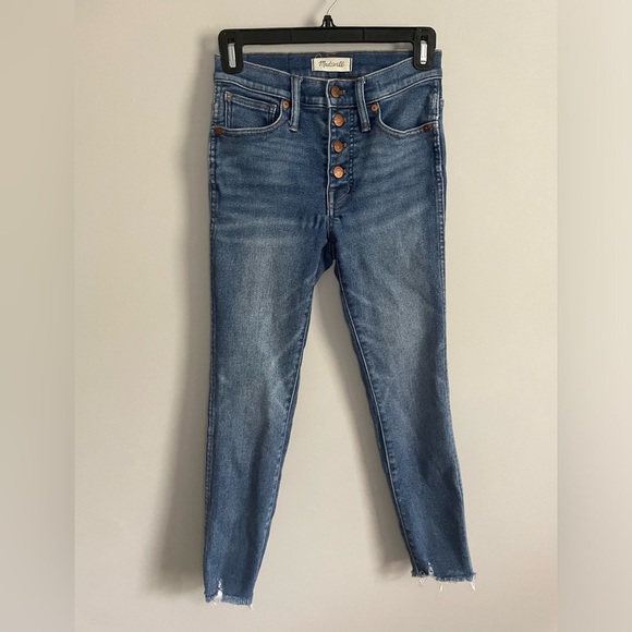 Madewell Button-Fly Petite Raw Hem High-Rise 10” Skinny Jeans - Picture 2 of 9